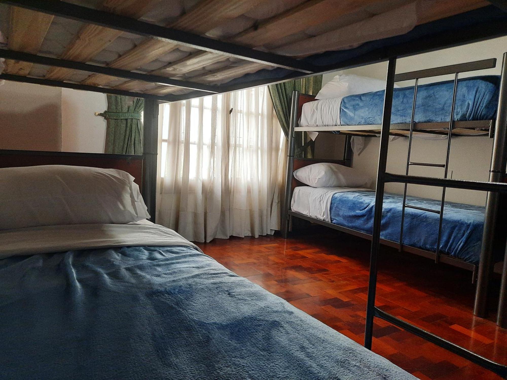 Why Not Guemes Hostal